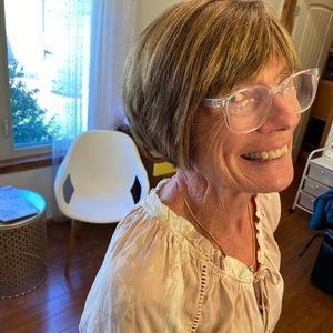 Meet your Posher, Peggy